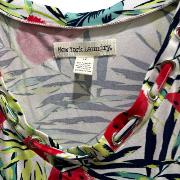 New York Laundry Ladies White Sleeveless V-Neck Watermelon Soft Tee - Picture 3 of 4